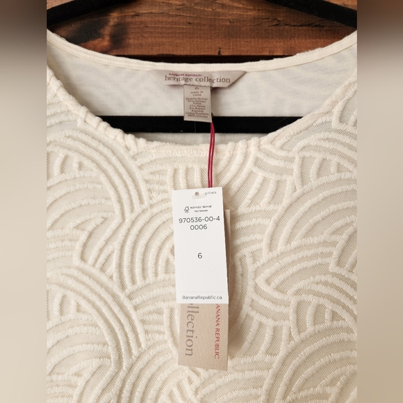 NEW with tags: Banana Republic cream dress - size 6 - Picture 3 of 3